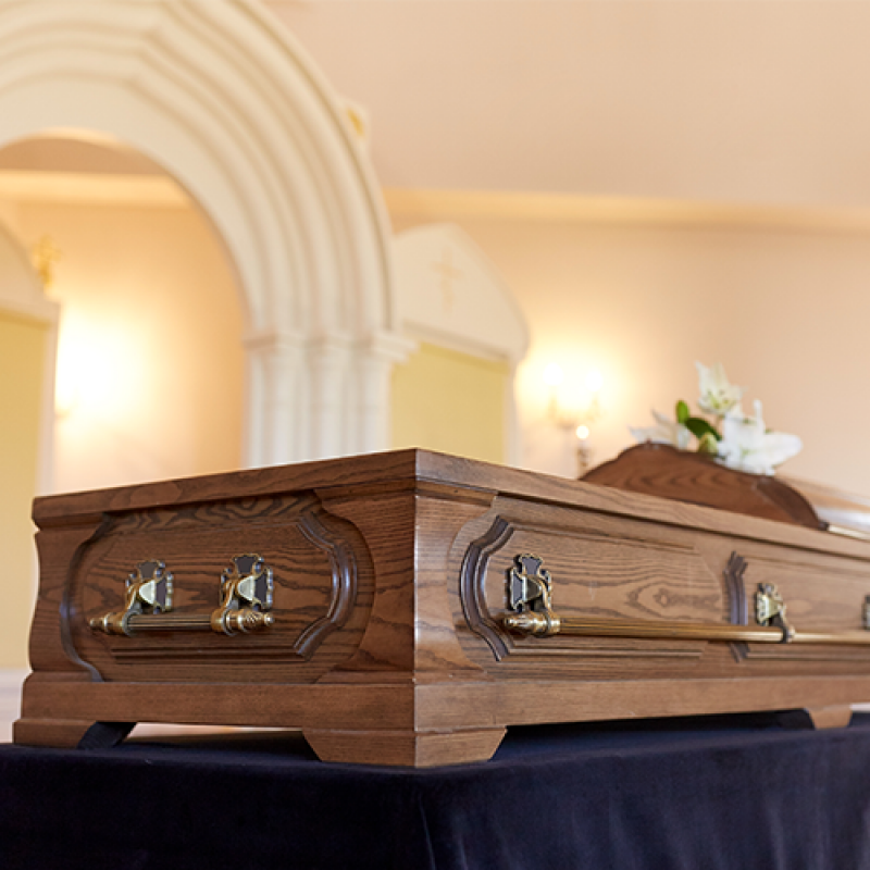 Caixões com Visor Alto da Balanca - Caixão para Cremação