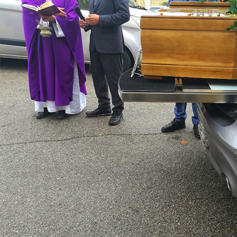 Contratar Serviço Funerário de Cremação de Ossada Autran Nunes - Serviço Funerário de Velório