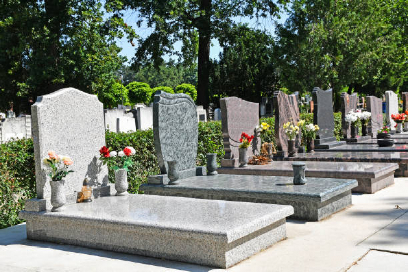 Jazigo em Cemitério sob Encomenda Jardim Guanabara - Jazigos Pré Moldados