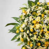 coroa de flores velório com frase Luciano Cavalcante